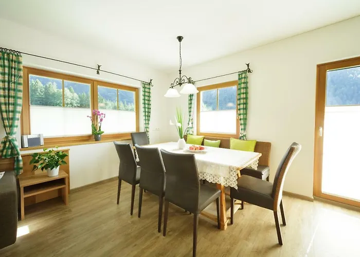 Warterhof Apartman *